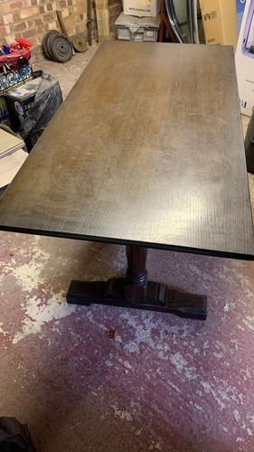 1xlarge table 1xsmall square - 1xsmall,